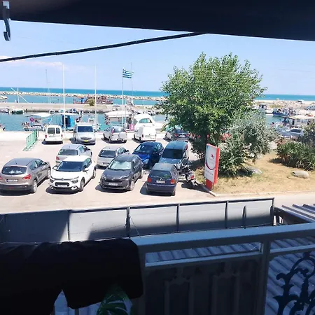 Posejdon-port 1 * Paralía