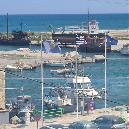 Posejdon-port 1 Paralía